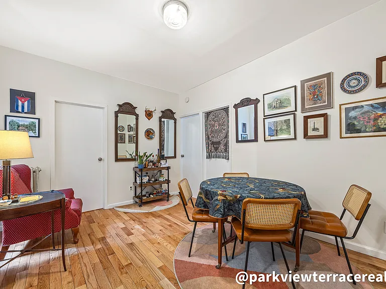 156 S 1st St #1 — Photo 9