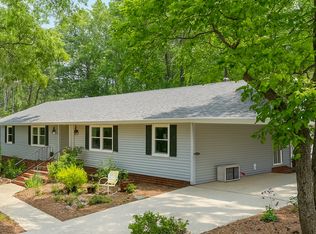 1009 Wilshire Dr, Cary, NC 27511