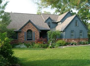 6432 Willow Rd, West Bloomfield, MI 48324