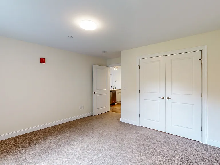 Autumn Woods Apartments — Photo 40