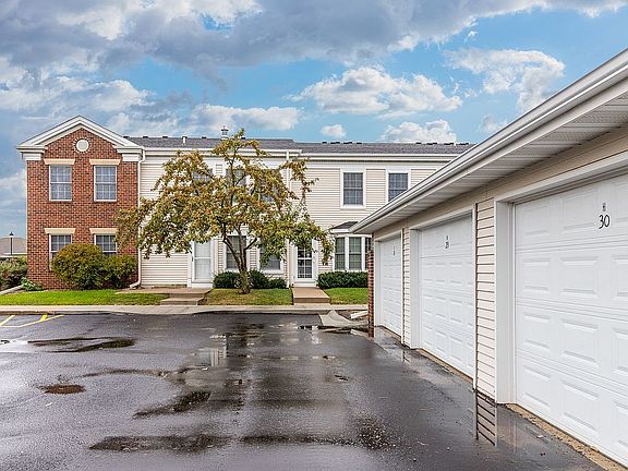 2nd image of 2511 Bristol Dr Unit 207