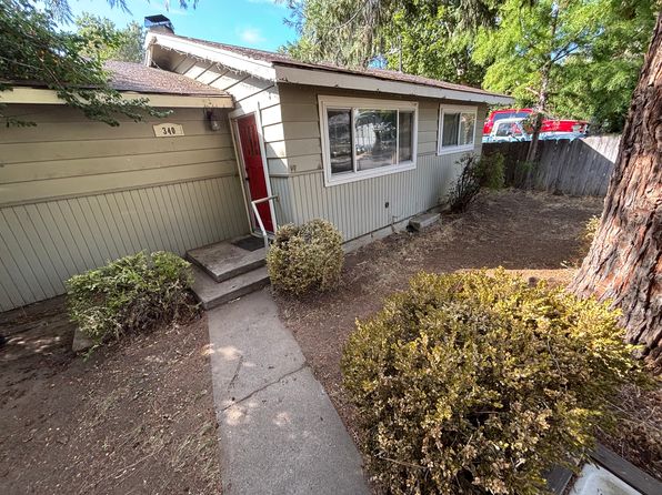 340 Adella St