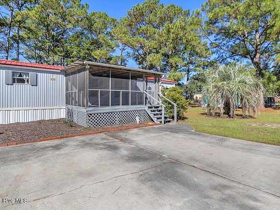 3rd image of 2387 Jolly Roger Drive SW