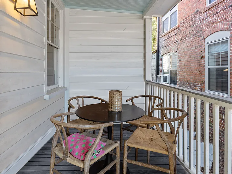 78 Nassau St — Photo 4