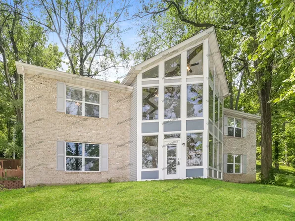 3436 W Adams St, Saint Charles, MO 63301