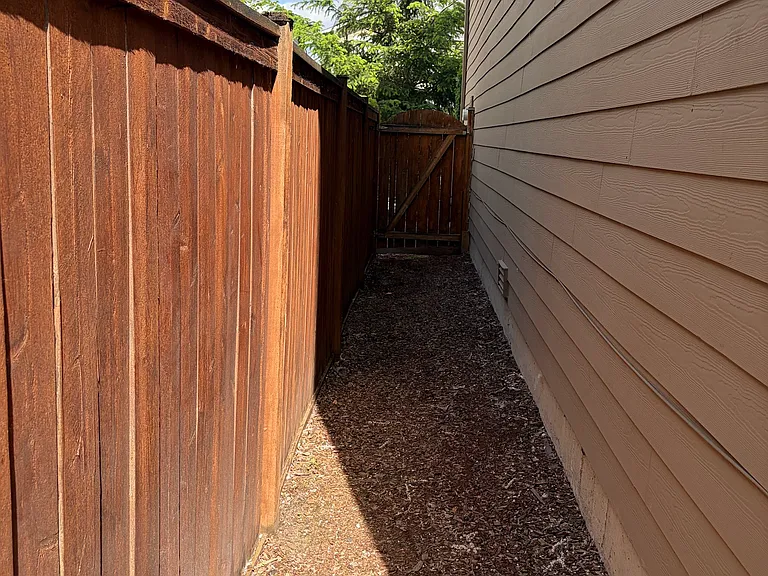 23026 27th Dr SE — Photo 25