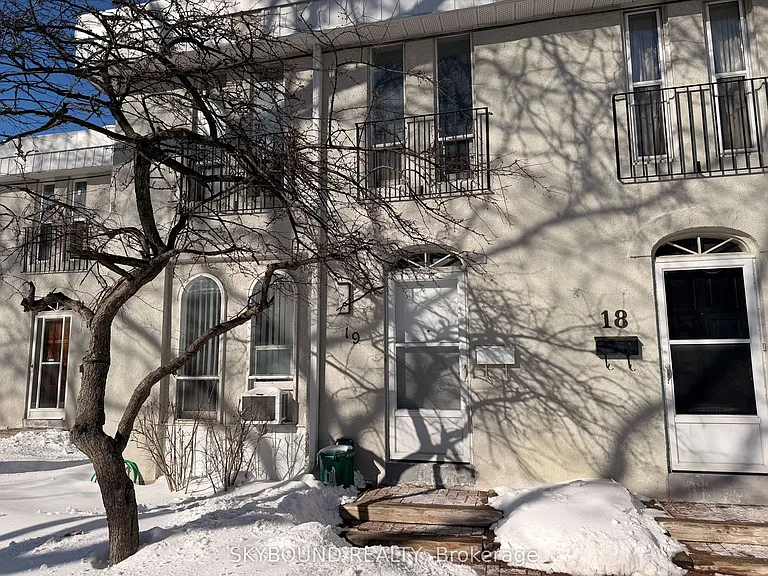 71 Cass Ave #19 — Photo 33