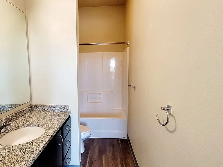 The 951 Apartments — Photo 63