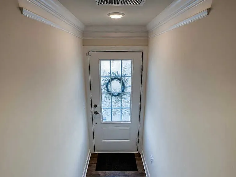 13807 Litespeed Way — Photo 3