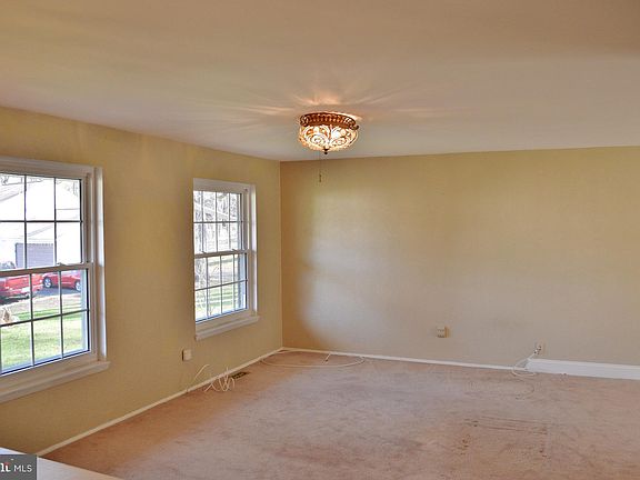 5th image of 6479 Goochland St
