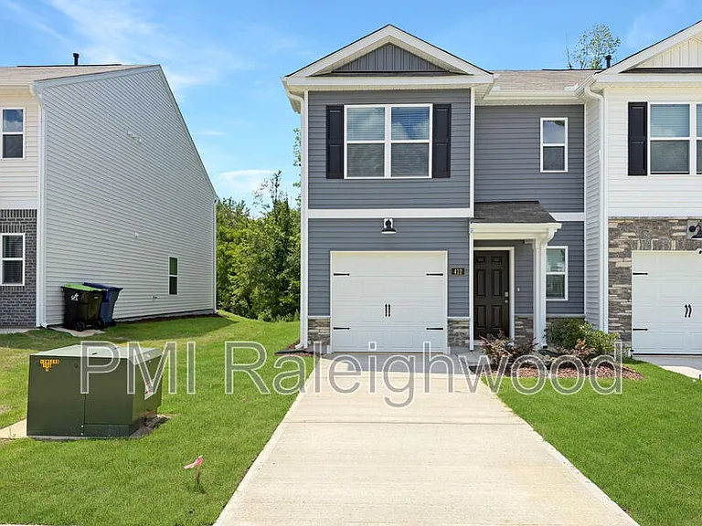 412 Cherry Laurel Dr — Photo 1