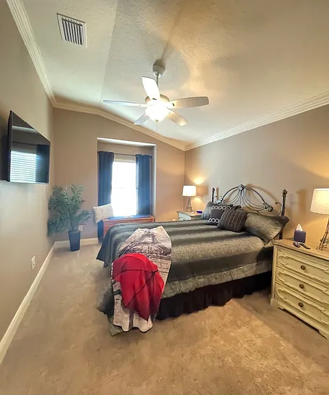 1069 Becker Ave — Photo 10