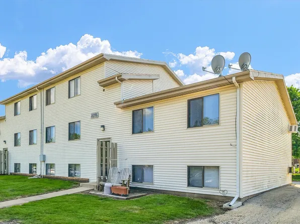 712 Arcadia, 712 Arcadia Dr #2, Bloomington, IL 61704