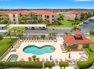 2700 Cypress Trace Cir APT 3115, Naples, FL 34119