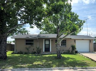 9736 Rainbow Ln, Port Richey, FL 34668