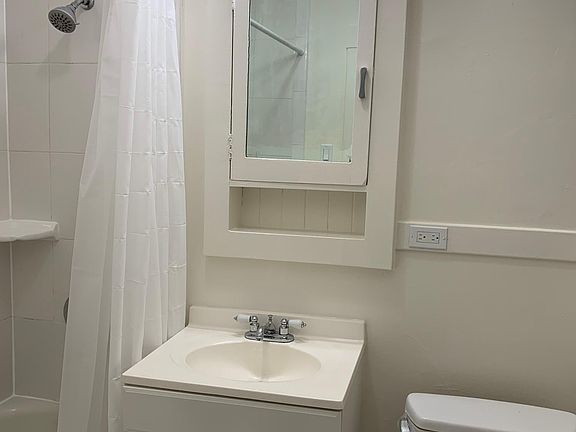 3rd image of 443 7th Ave APT 2