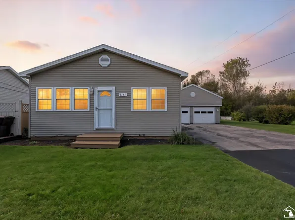 3155 Englewood St, Monroe, MI 48162