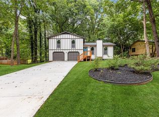 1097 Wildwood Ln, Lawrenceville, GA 30046