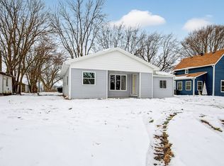 716 N Main St, Stuart, IA 50250