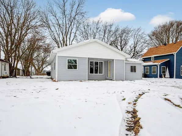 716 N Main St, Stuart, IA 50250