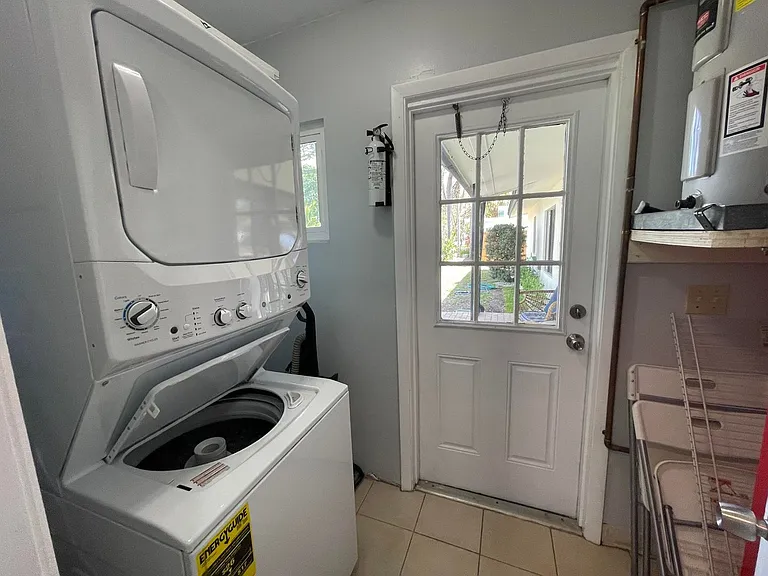 2620 NE 19th St #2620 — Photo 8