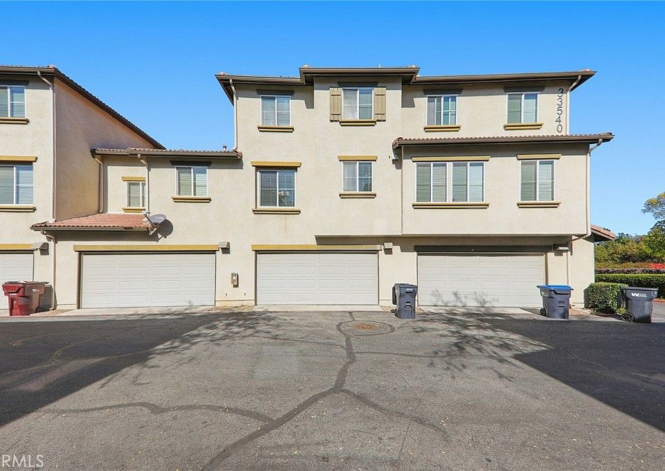 1st image of 33540 Willow Haven Ln