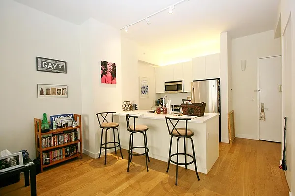 Rented by Corcoran | media 33