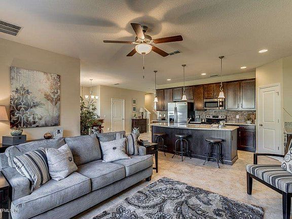 3rd image of 2453 Caney Oaks Dr E