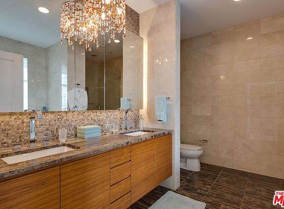 4th image of 900 W Olympic Blvd Floor 32