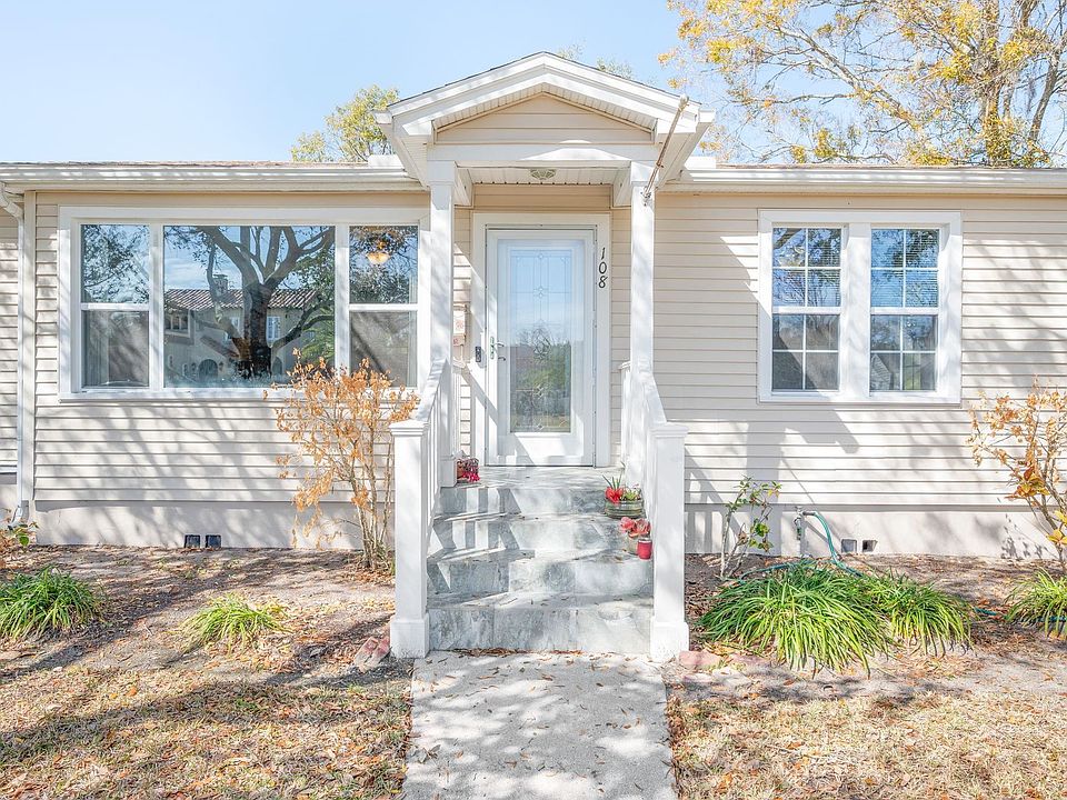 1st image of 108 Oglethorpe Blvd