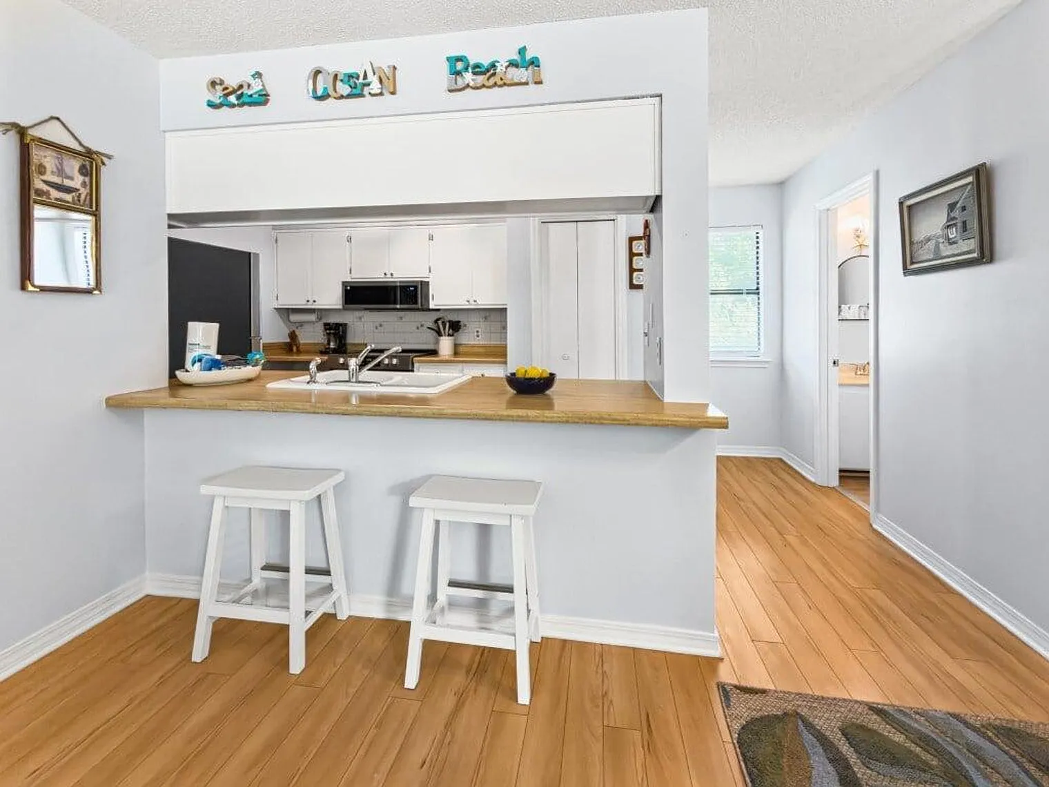 2 bed, 2.0 bath, 1291 sqft, $2,992 — Photo 4