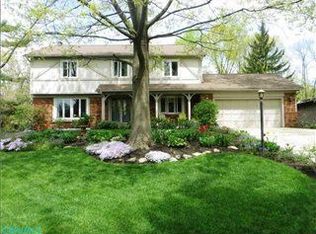 1520 Oakbourne Dr, Columbus, OH