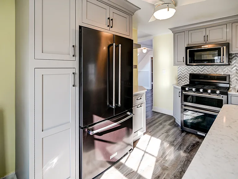 15 E Gilman St #7 — Photo 10