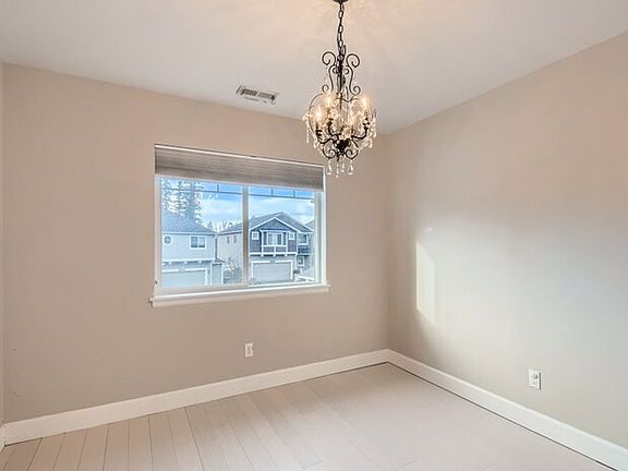 4th image of 38070 39th Ave S