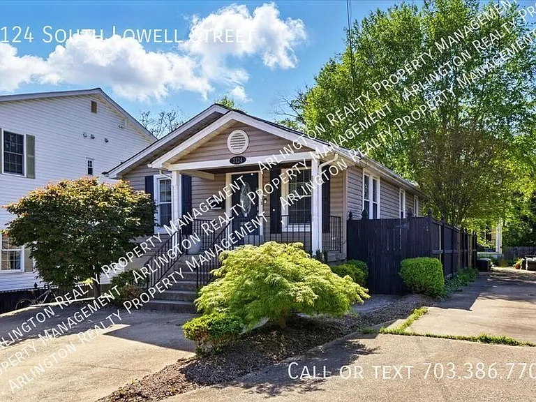 2124 S Lowell St — Photo 2