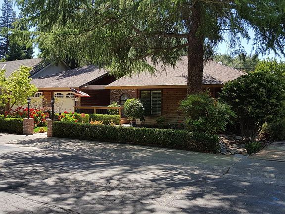 2nd image of 8716 Great Oak Way