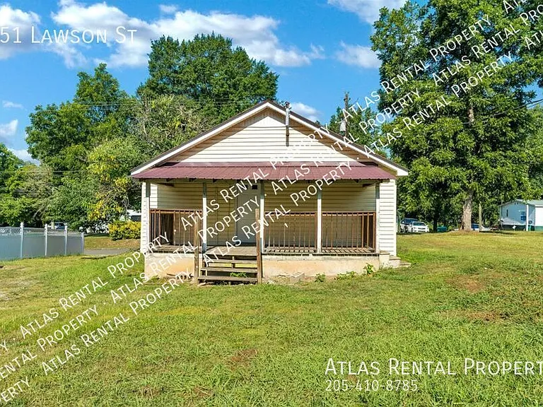 551 Lawson St — Photo 3
