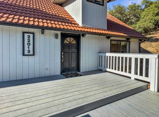 22012 Topanga School Rd, Topanga, CA 90290