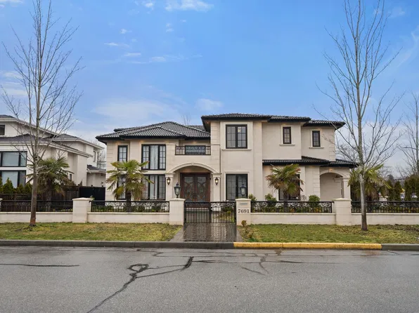 7691 Tweedsmuir Ave, Richmond, BC V7A 1L1