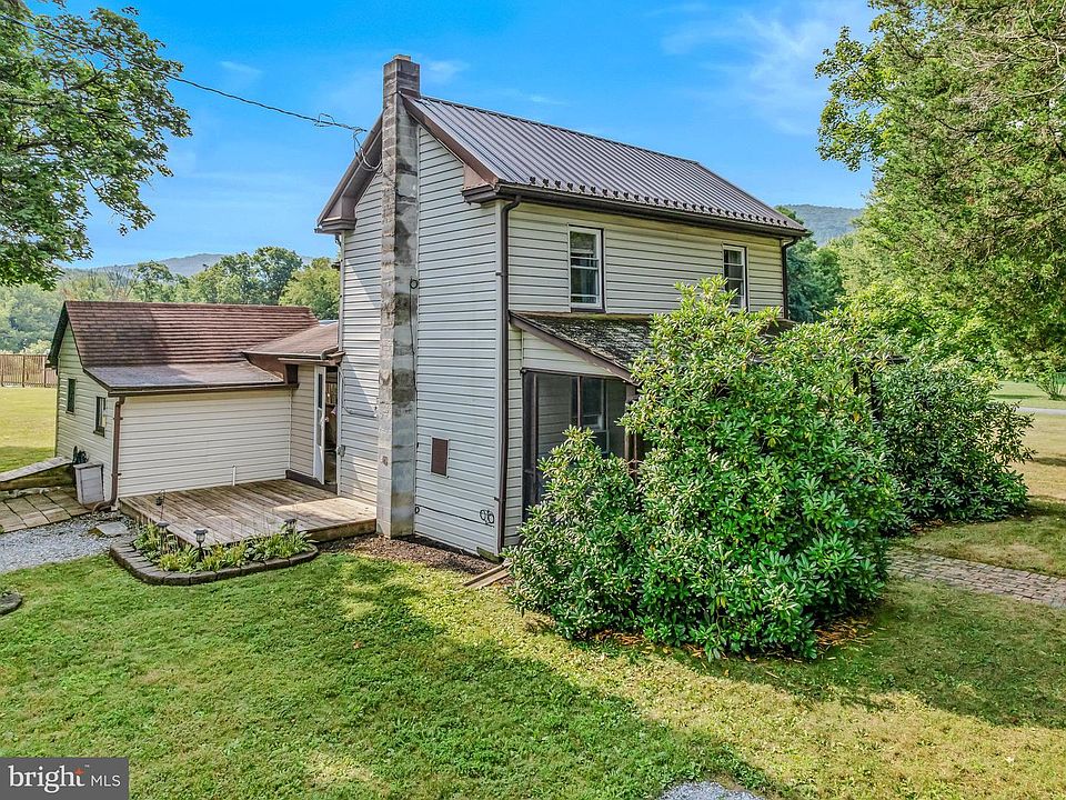 1st image of 74 Bayberry Ln