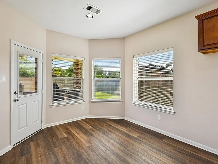 28134 Kudzu Dr — Photo 18