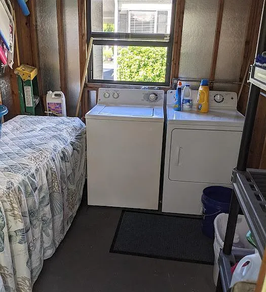 10011 Merion Ct — Photo 24