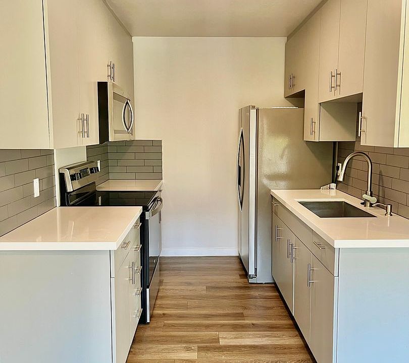 1st image of 4135 Illinois St APT 3