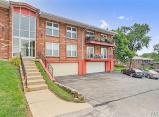 10352 Forest Brook Ln APT H, Saint Louis, MO