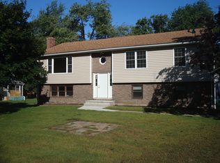 50 Carlton Ave, Chicopee, MA 01020