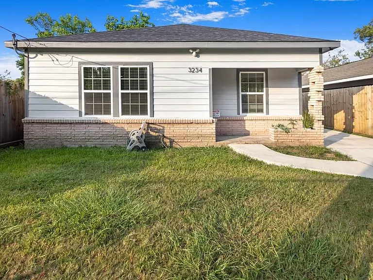 3234 Berry St — Photo 5