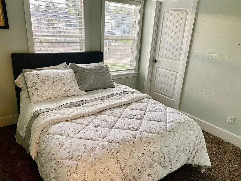 334 Fairmont Ave — Photo 10