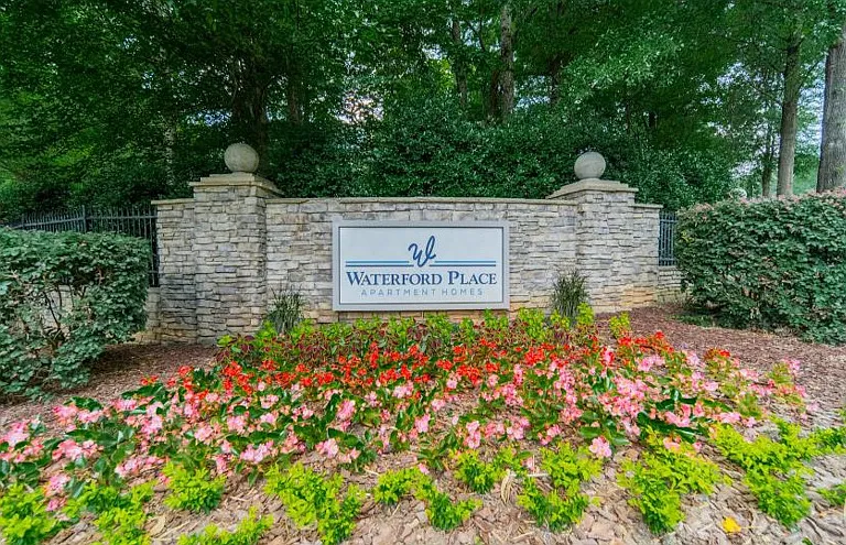 Waterford Place Apartment Homes — Photo 34