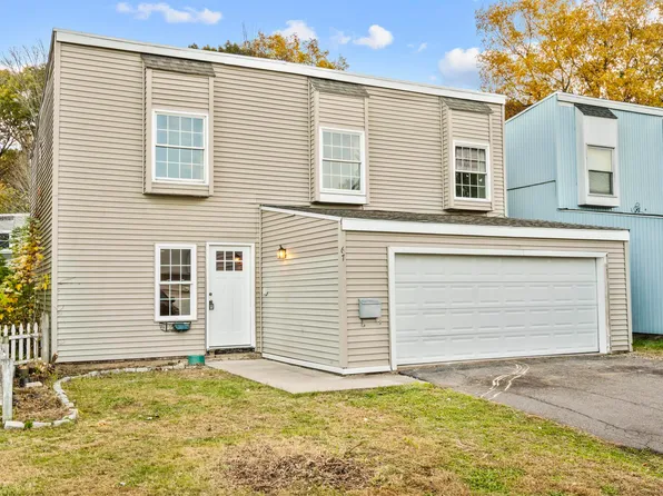 67 Braeburn Lane, Middletown, CT 06457