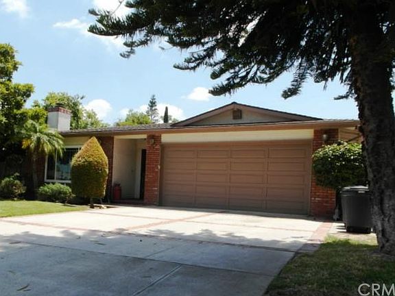 2nd image of 10112 Lynrose St